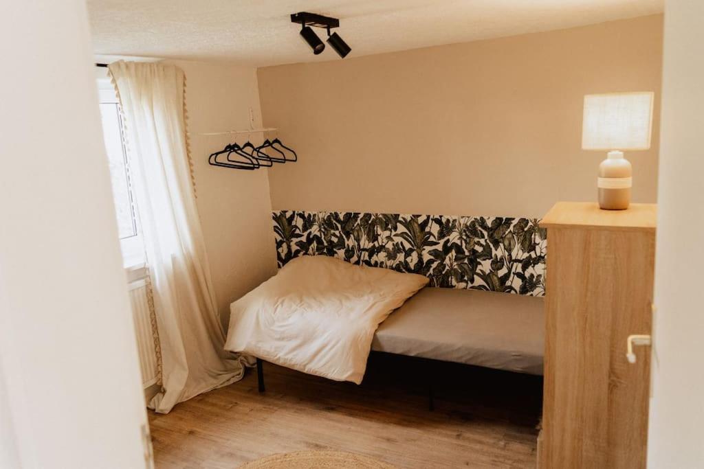 Ferienhaus Zentrales Haeuschen Mit Garten *
